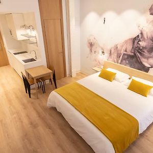 Plaza Mayor Suites&Apartments